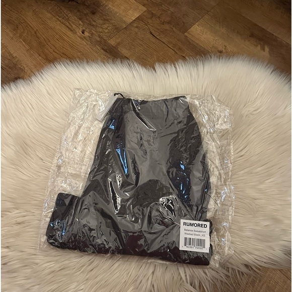 RUMORED Balance Sweatshort In Washed Black - Picture 2 of 3